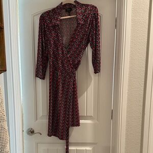 Laundry by Design Black and Pink Long Sleeve Dress